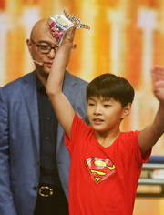 《了不起的孩子》蹦床王子王梓赛-视频在线观