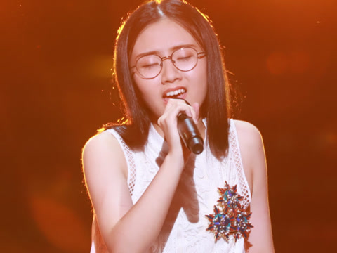 《中国新歌声2》郭沁演唱《紫》